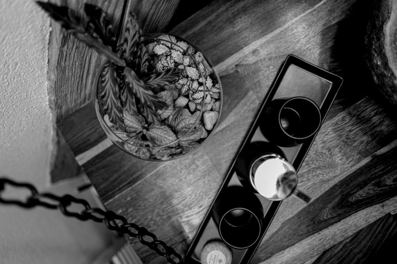 B&B Restaurant Le Pernollet Evionnaz Bagian luar foto