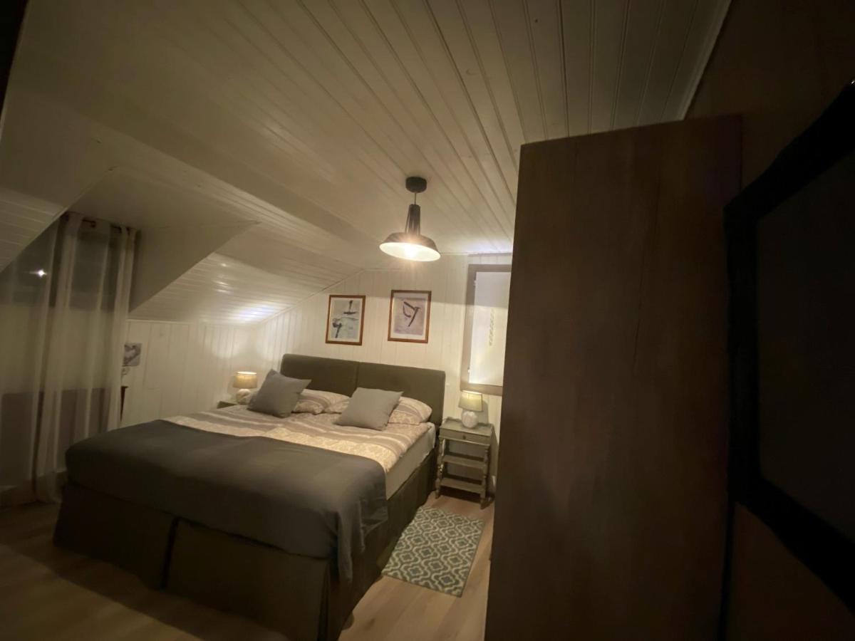 B&B Restaurant Le Pernollet Evionnaz Bagian luar foto
