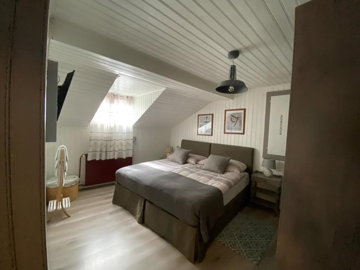 B&B Restaurant Le Pernollet Evionnaz Bagian luar foto